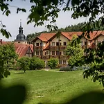 Hollerhoefe - Zu Gast Im Dorf Betriebsgesellschaft Mbh Hotell