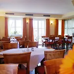 Hollerhoefe - Zu Gast Im Dorf Betriebsgesellschaft Mbh Hotell Kemnath