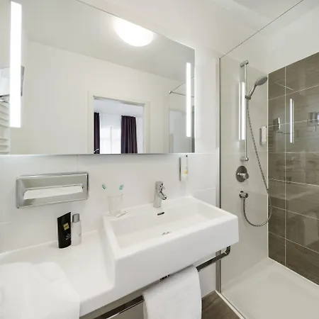 Hollerhoefe - Zu Gast Im Dorf Betriebsgesellschaft Mbh Hotel 3*