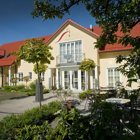 Hotel Hollerhoefe - Zu Gast Im Dorf Kemnath