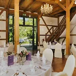 Hollerhoefe - Zu Gast Im Dorf Betriebsgesellschaft Mbh Hotel 3*