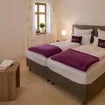 Hotel Hollerhoefe - Zu Gast Im Dorf Betriebsgesellschaft Mbh 3*