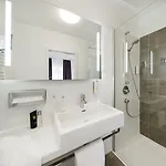Hollerhoefe - Zu Gast Im Dorf Betriebsgesellschaft Mbh Hotel 3*