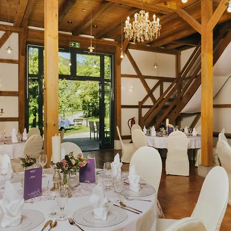 Hollerhoefe - Zu Gast Im Dorf Betriebsgesellschaft Mbh Hotel 3*