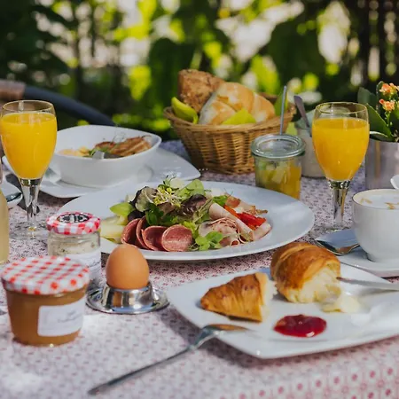 Hollerhöfe - Zu Gast Im Dorf Hotel Kemnath