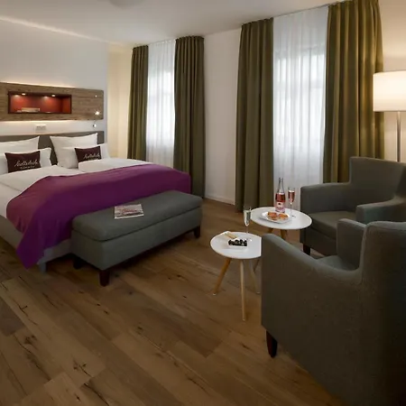 Hotel Hollerhöfe - Zu Gast Im Dorf Kemnath